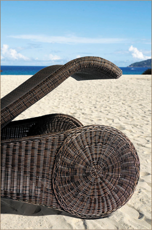 LAGOON LOUNGE CHAIR